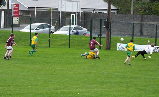 Stratford Grangecon goal keeper Ultan Rooney had a vital role to play in the final minutes as he makes a number of fine saves including a penalty!